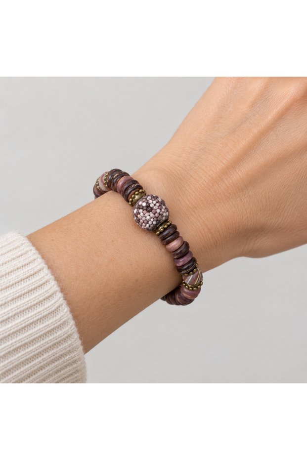 Coffee and Plum Tone Beaded Bracelet – Stylish Bohemian Accessory with Bronze Detail