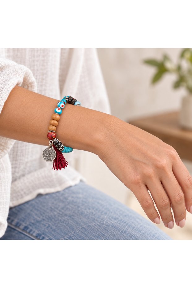 Turquoise Red Beaded Medallion Detailed Bracelet – Bohemian Accessory with Tassels
