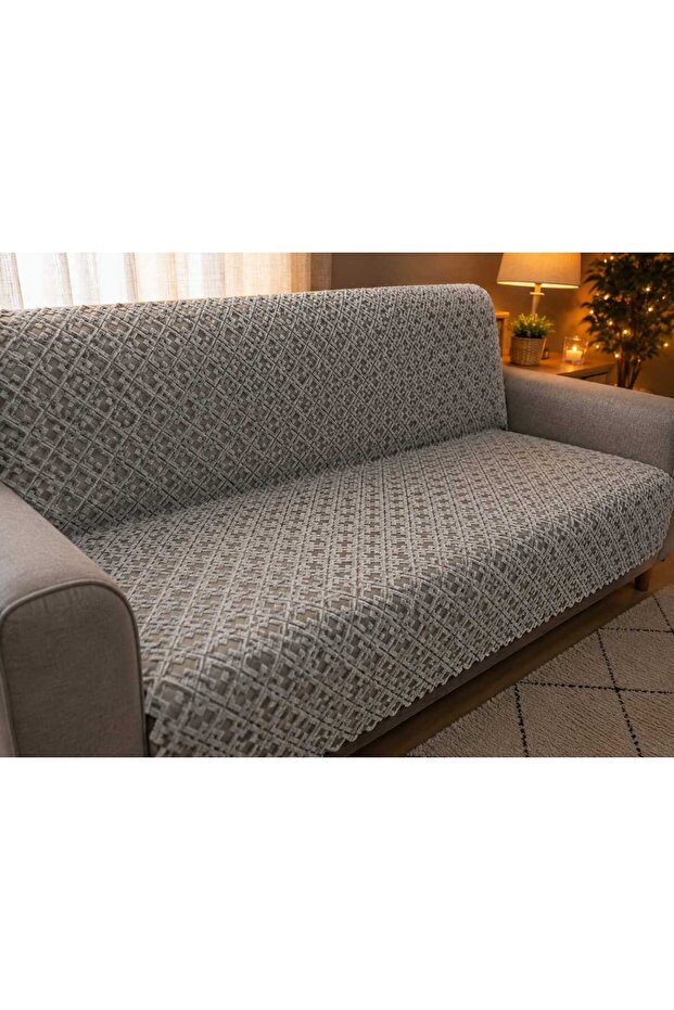 Non-Slip Sofa Cover with Sponge – Sofa Protector with Stylish Pattern