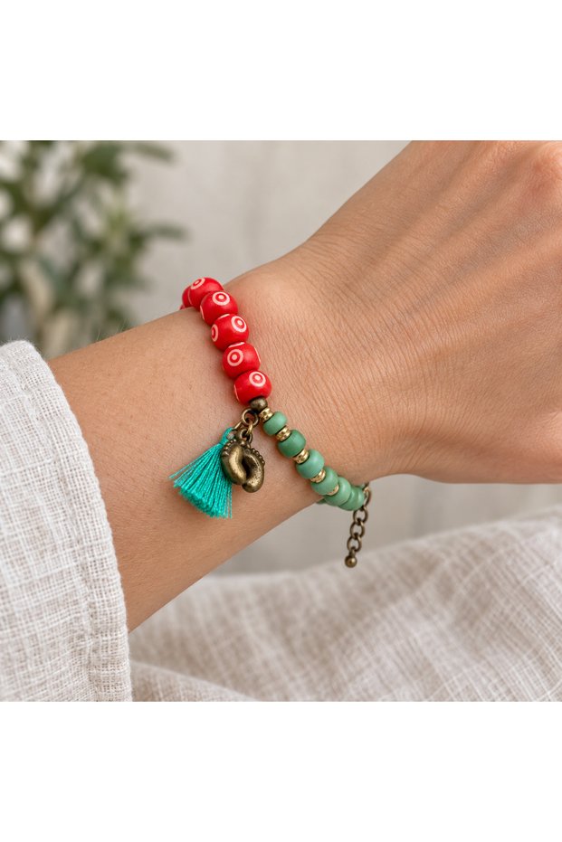 Red Green Beaded Tassel Detailed Figured Women's Bracelet Stylish Accessory
