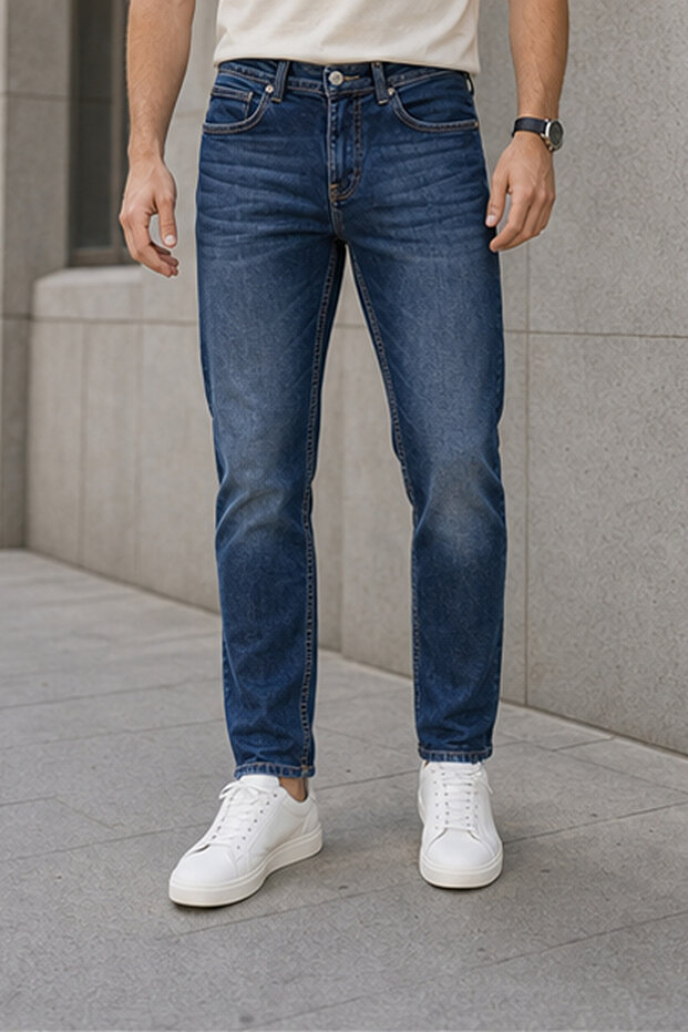 Straight Fit Jeans