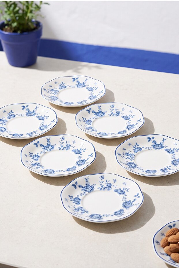 Set of 6 Blue Floral Patterned Tea Plates