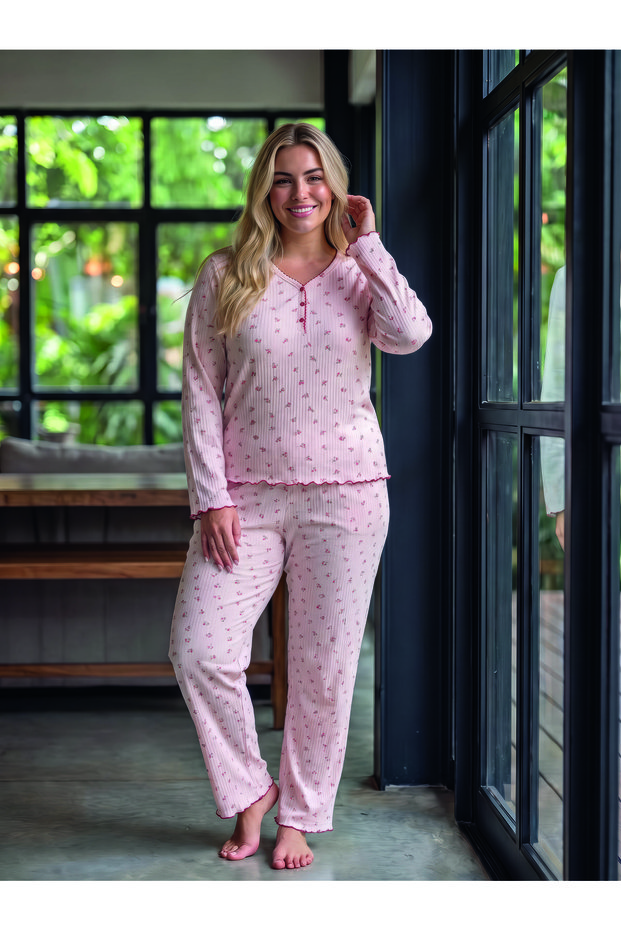 Wide Fit Mother's Winter Long Sleeve Plus Size Report Interlock Fabric Pajama Set