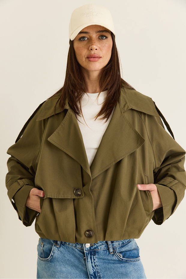 Women's Khaki Wide Double-Breasted Collar Epaulette Detailed Lined Short Trench Coat 8024 60286462