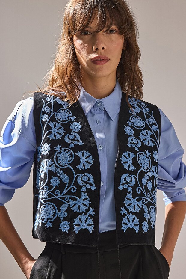 Embroidered Short Vest