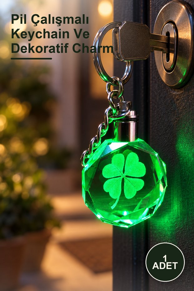 1 Piece Clover Design Color-Changing Light-Up Crystal Keychain – Battery Operated Keychain and Decorative Charm