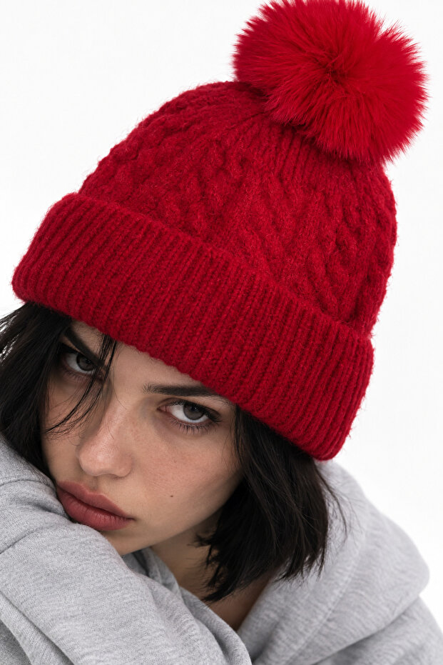 Scarlet Pompon Beret