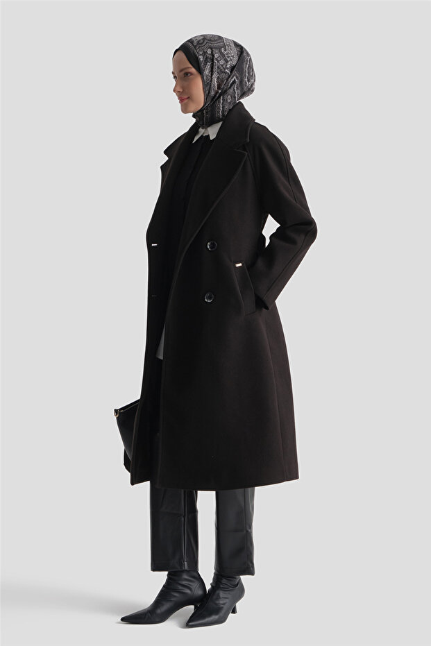 Raglan Sleeve Stamp Coat Black