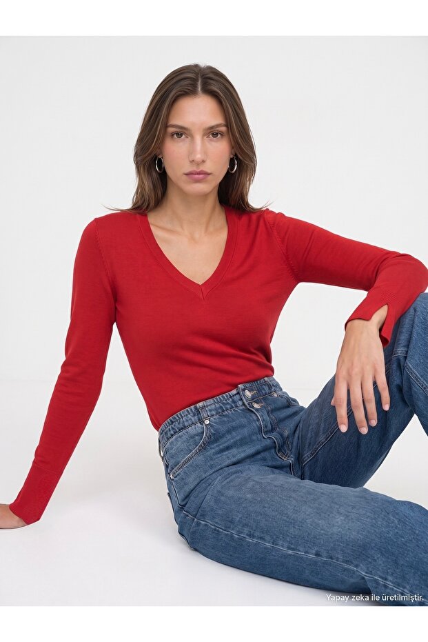 10427 V-Neck Pullover with Slit Sleeves - Red