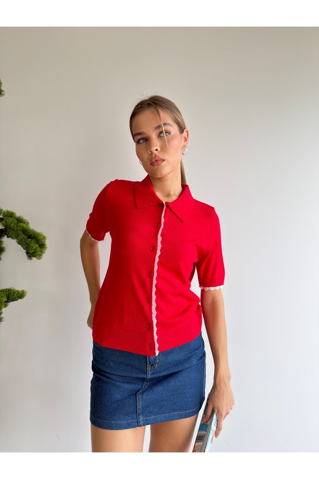 Polo Collar Lace Detailed Buttoned Front Knitwear Blouse
