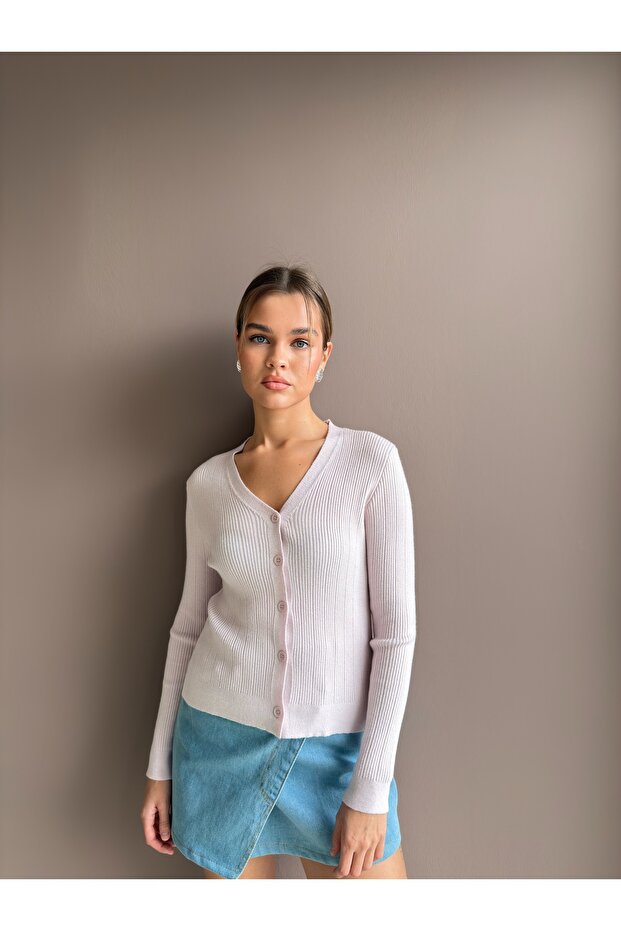 Front Buttoned Glittery V-Neck Cardigan
