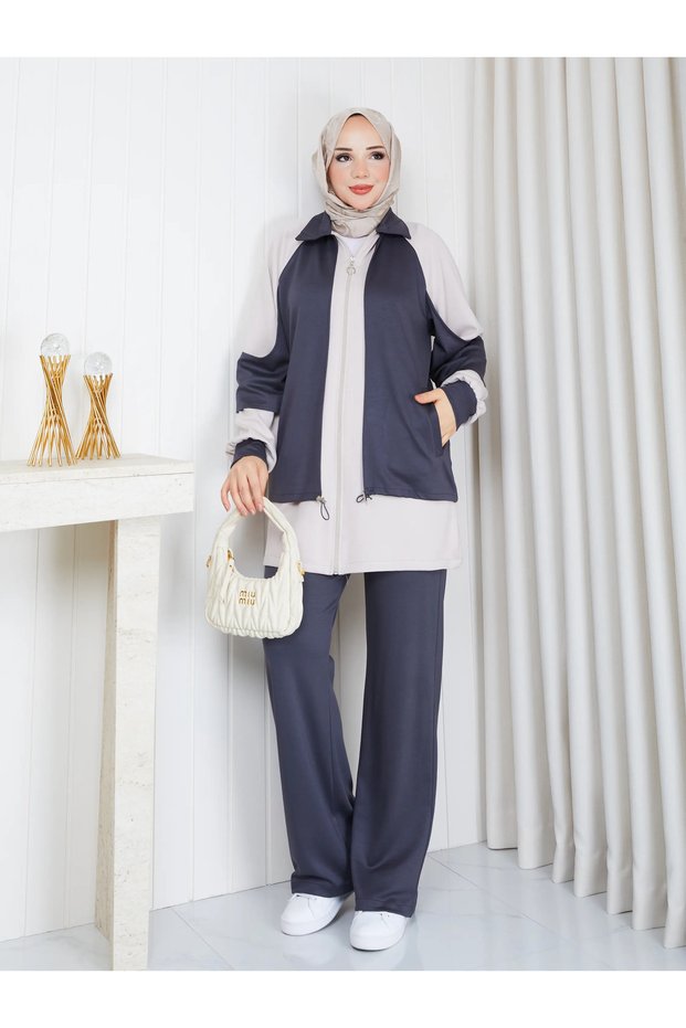 Double Suit with Sudem Garnish and Collar Detail with Zipper