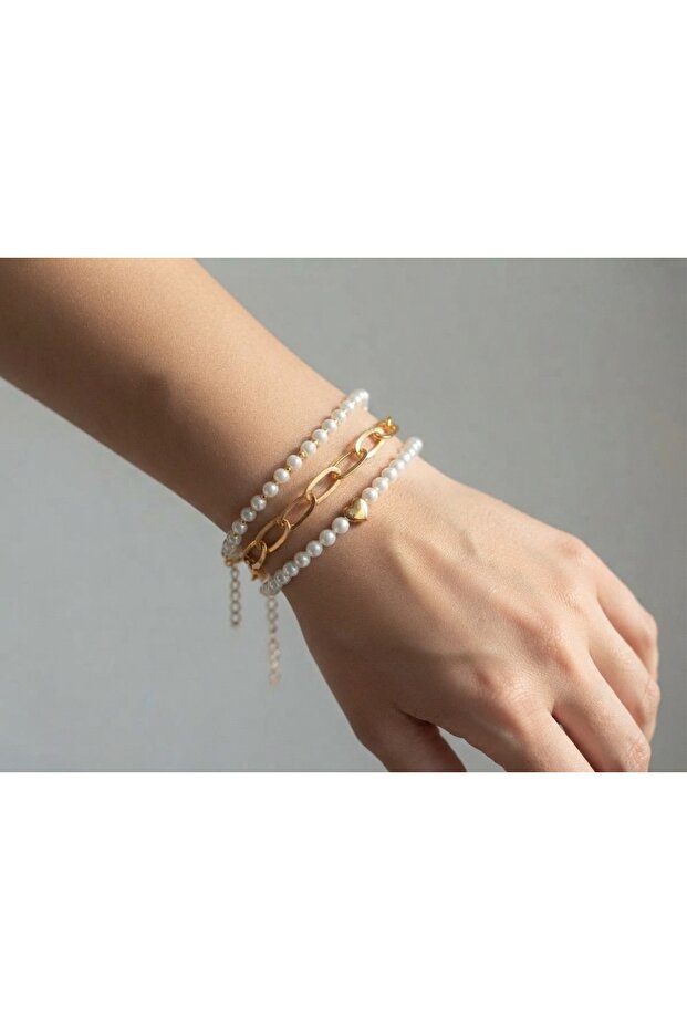Women's Pearl and Chain Bracelet Set 3 Pieces