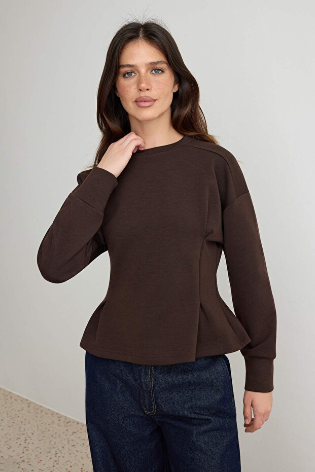 Kahverengi Premium Pileli Peplum Bisiklet Yaka Düşük Kol İnterlok Örme Sweatshirt TWOAW27SW00132