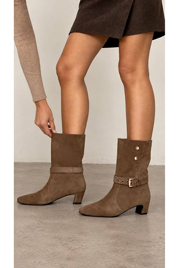 Vivienne Classic Heeled Boots Daily Genuine Leather Light Tan Suede