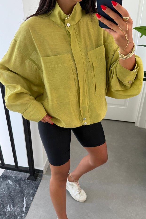 Transparent Jacket Shirt with Large Pockets and Standing Collar Per9753