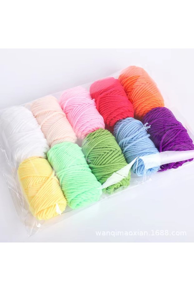 A 10pcs Cotton Blended Yarn Handmade Woven Yarns Rolls Starter Craft Tools Set for DIY Embroidery St