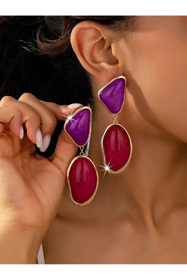 PURPLE A Pair of Trendy, Sexy, Fashionable, Versatile, High-Quality Women's Earrings