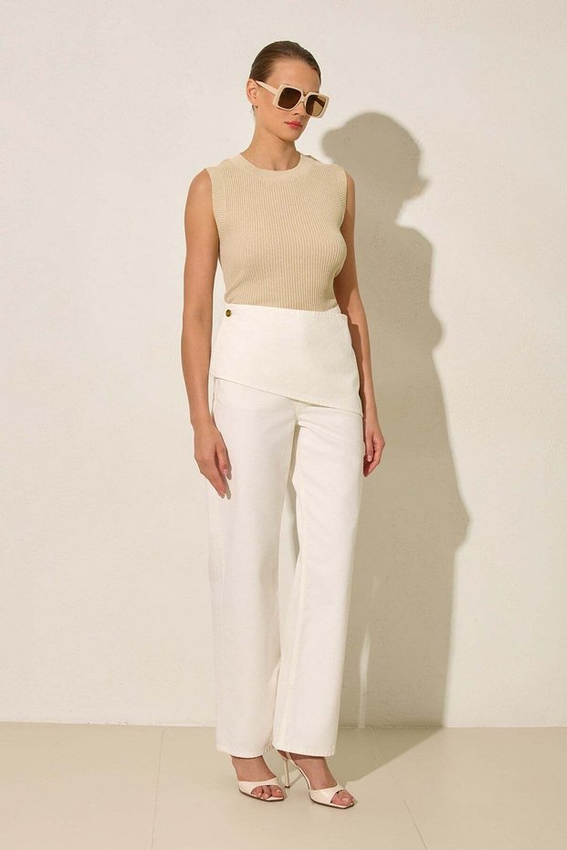 Ecru 100% Cotton Asymmetrical Waist Detailed Comfortable Cut Jeans
