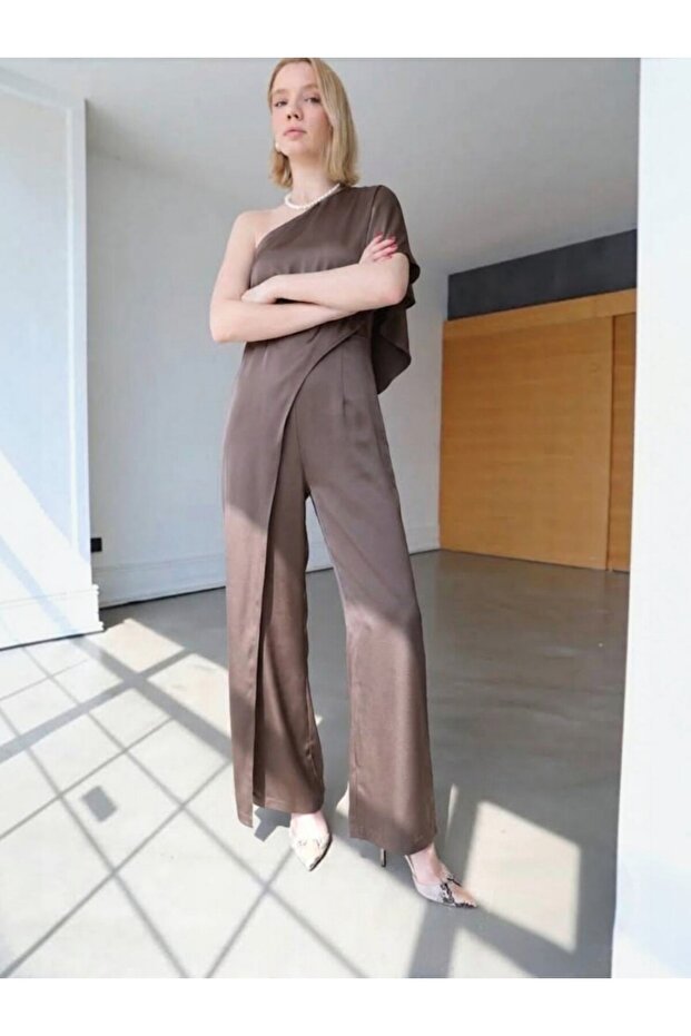 Tek Shoulder Detail Jumpsuit