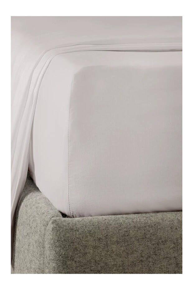 Essentials 200 Thread Egyptian Cotton Fitted Sheet