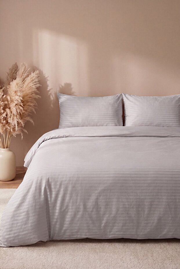 Elite Gray Striped Satin Double Duvet Cover Set - 4 Pieces