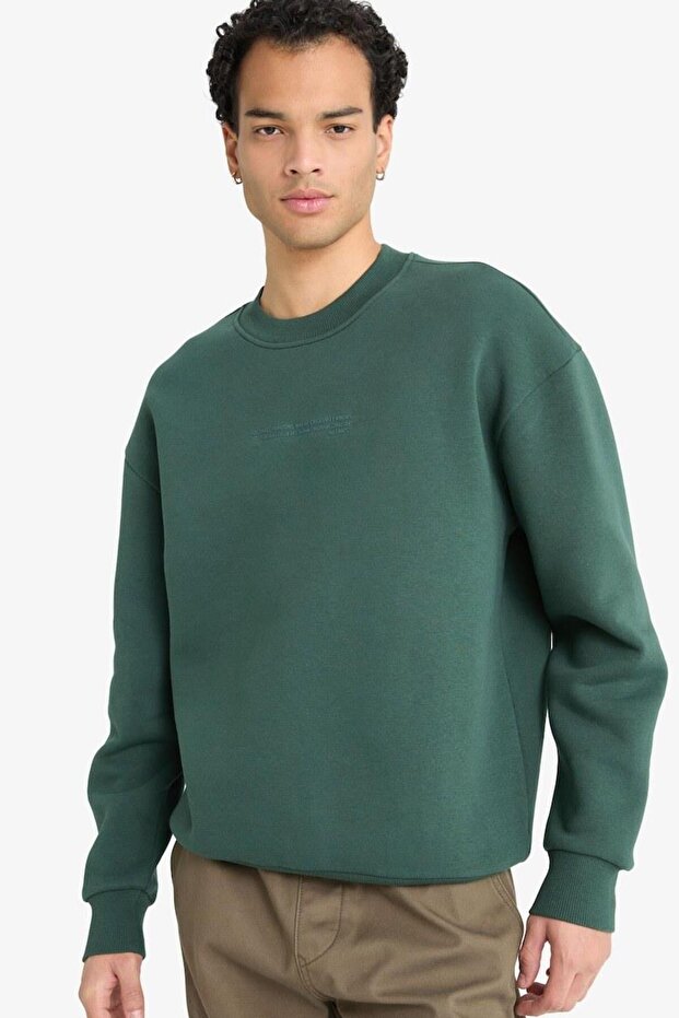 Boxy Fit Printed Sweatshirt (26 Au)