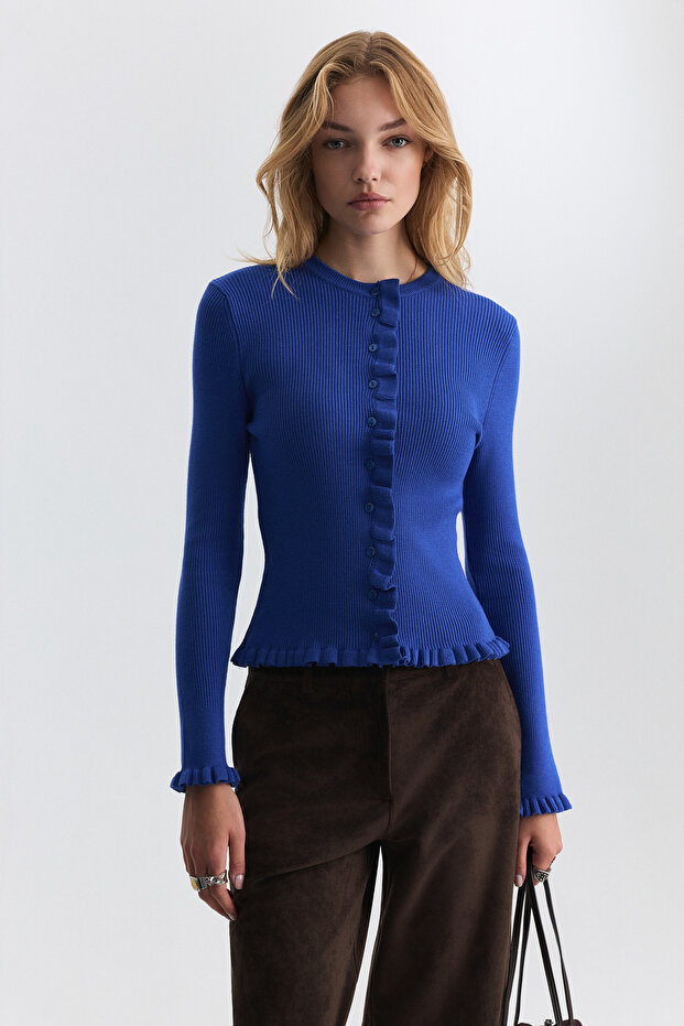 Ruffle detailed sweater