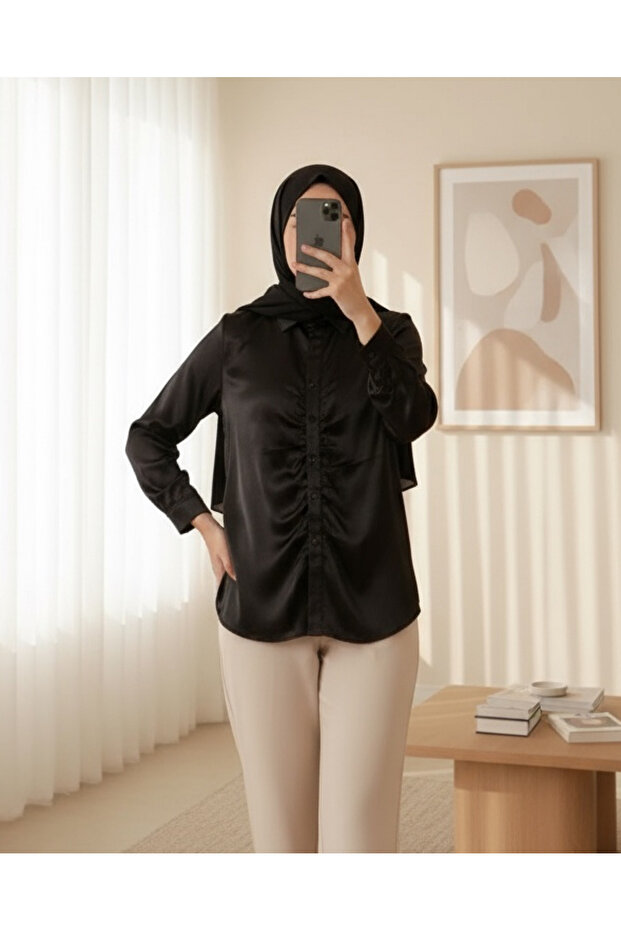20112 Gathered Satin Shirt - Black