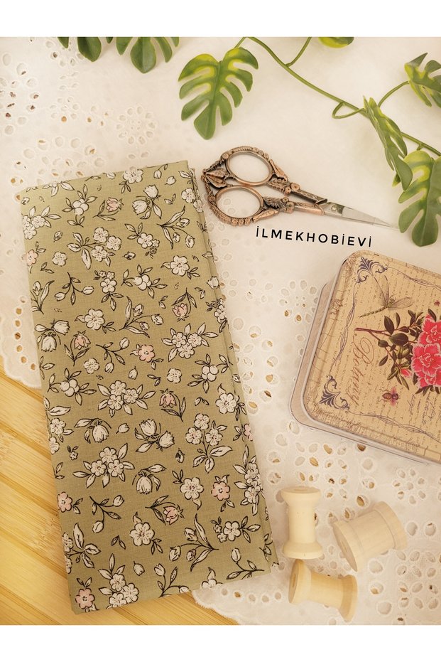 Fabric Poplin Floral Patterned Soft Green 100% Cotton 50Cmx170Cm (1 Pc)