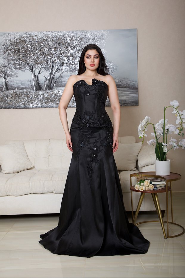 فستان لارا الأسودLara Black Evening Dress