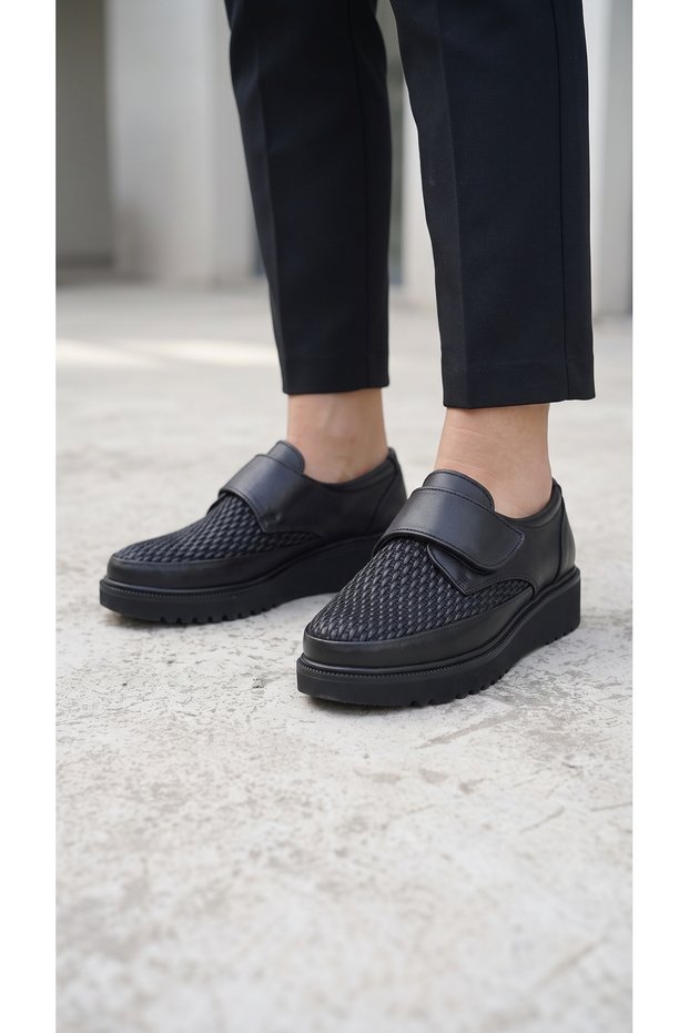 0450 Genuine Leather Velcro Diabetic Full Orthopedic Women's Casual Daily Lightweight Shoes, Special for Bone Protrusions and Foot Swellings