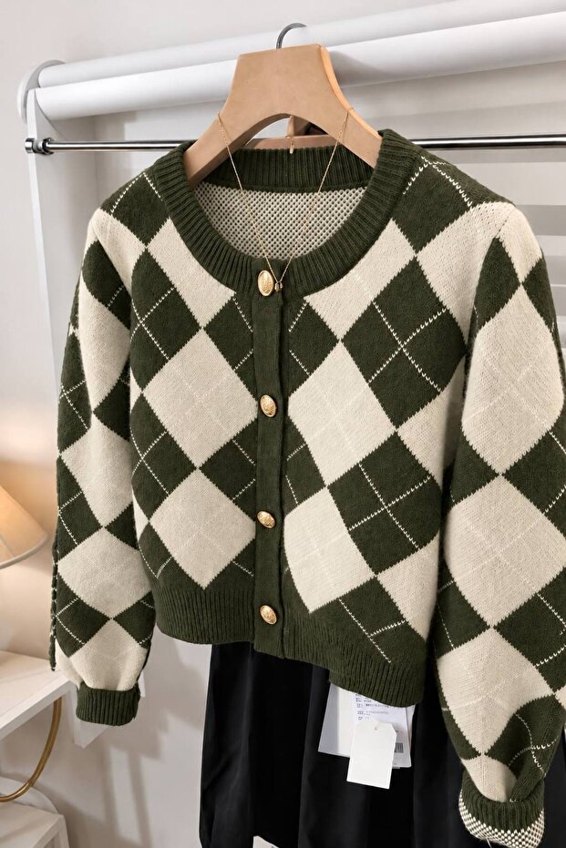 Women's Green-Cream Diamond Patterned Buttoned Knitwear Cardigan