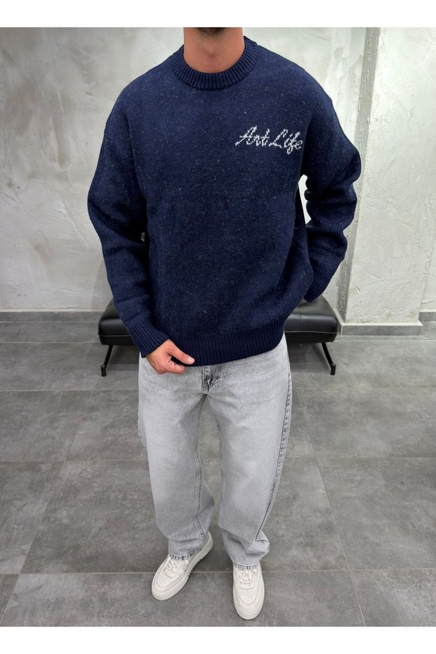 Art Life Texted Crew Neck Navy Blue Sweatshirt