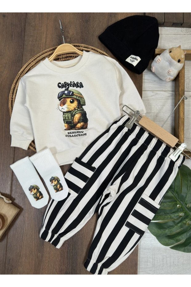 Bereli Capybara Printed Oversize Sweatshirt, Stripe Printed Trousers, Sock Detailed Bottom and Top, 4-Piece Seasonal Baby Boy Set