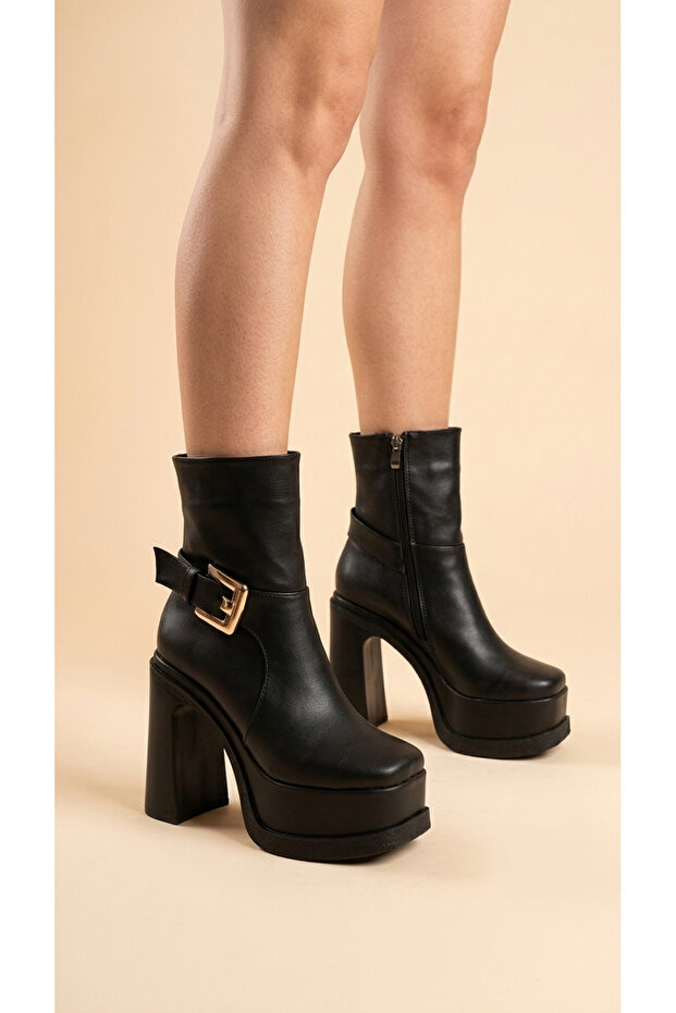 Women's Leather Look Big Buckle High Platform Heeled Boots