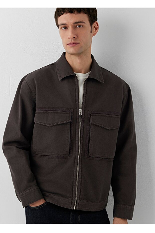 Oversized Men's Outer Shirt with Zipper Pocket Detail.