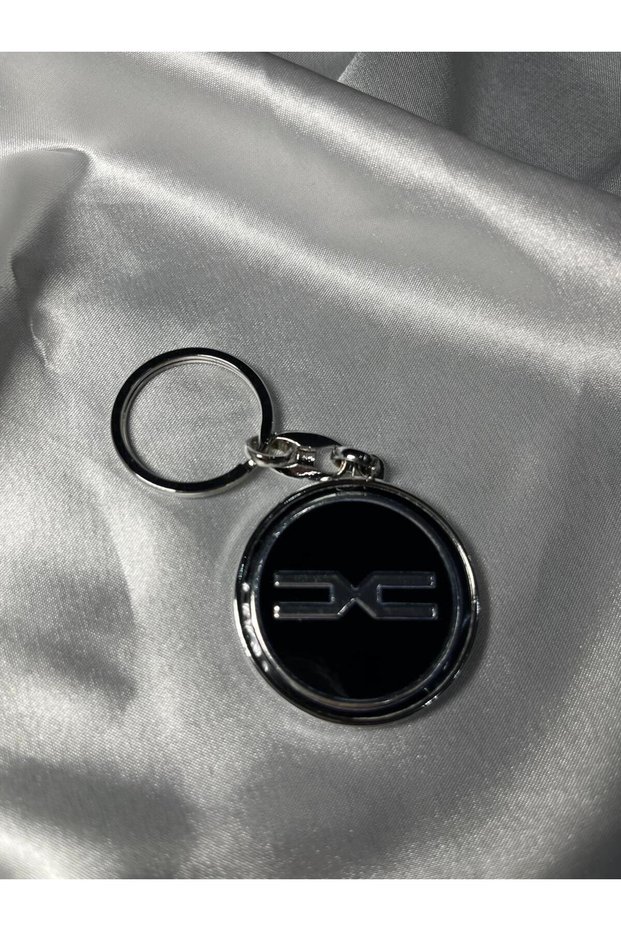 Daci̇a Model Metal Keychain Universal