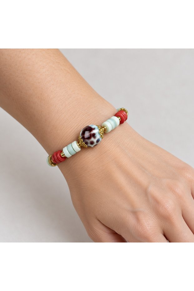 Mint Green Red Beaded Bracelet – Gold Detailed Large Center Beaded Accessory