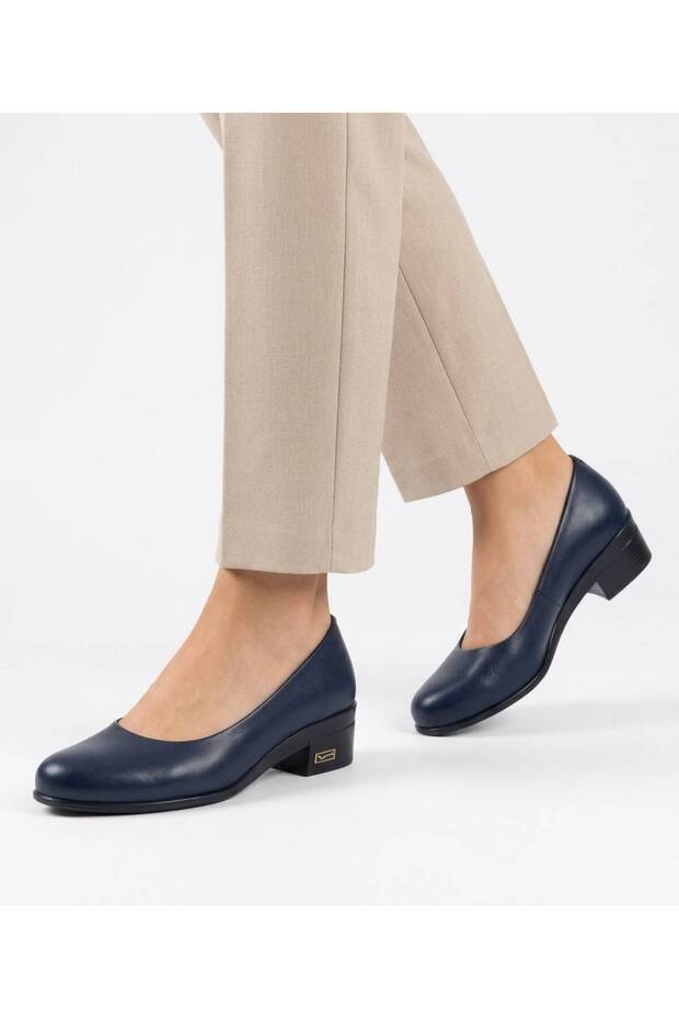 Genuine Leather Inside and Outside, Orthopedic Comfortable Daily Footwear
