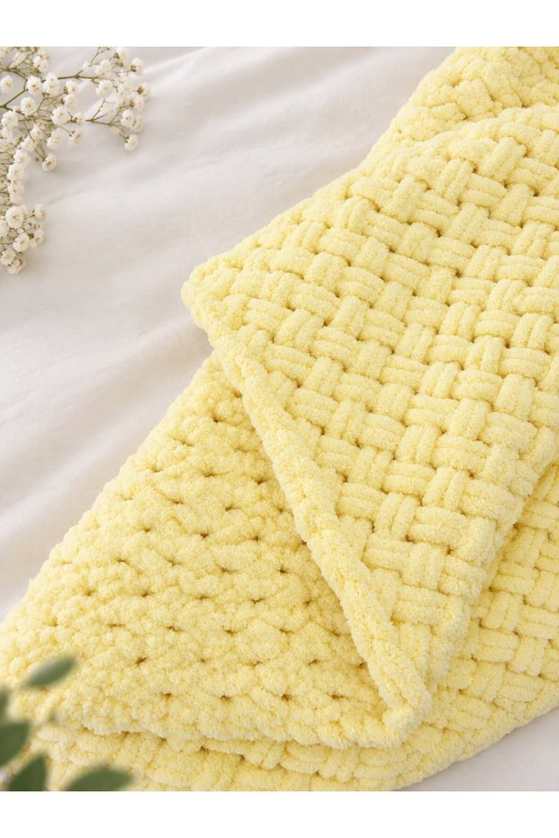 Wickerhand Knitted Puffy Baby Blanket 80X85 cm