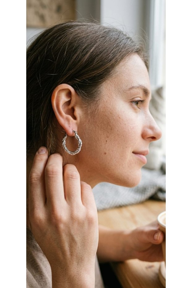 Xuping Silver Twist Hoop Earrings - Modern, Non-Tarnish, Anti-Allergic, Fade-Resistant, Stylish Gift, New Season Trend, Women's Earrings