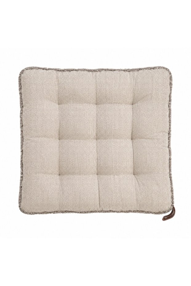 مخدة كرسي مربعة مبطنة بتصميم مريح باللون البيج