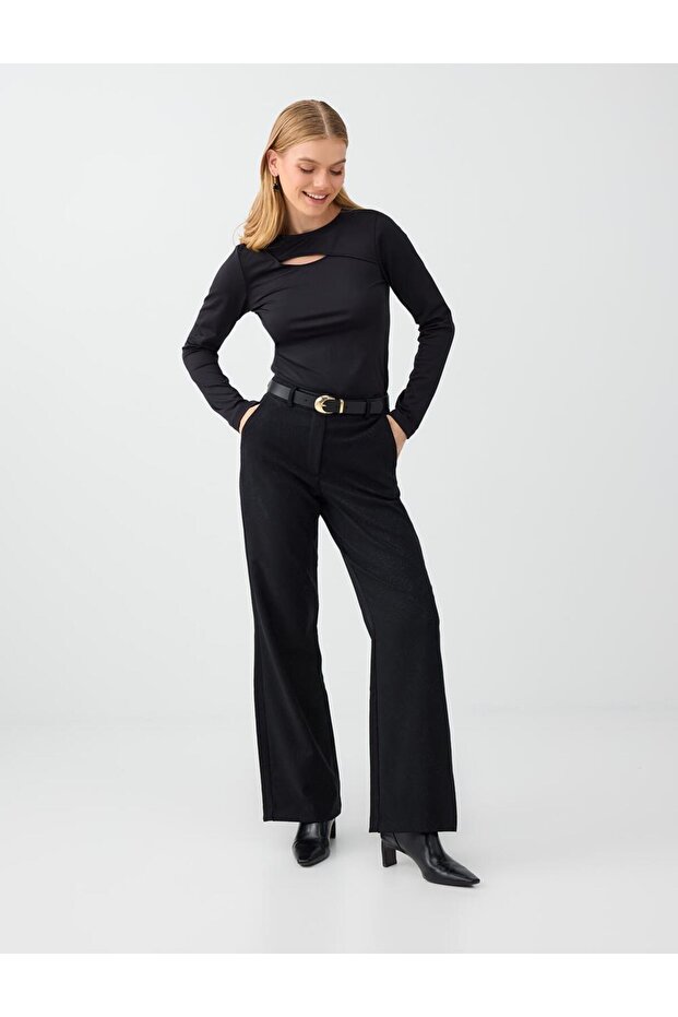Black Pocket Detailed Straight Cut Woven Trousers