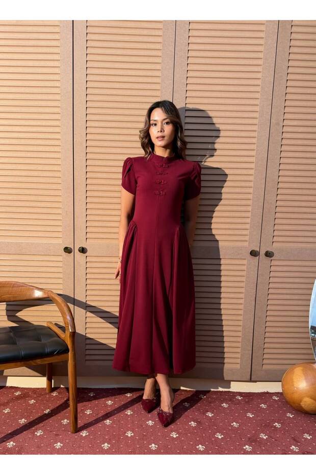 Half Sleeve Waist Drape Collar Scuba Dress with Accessories