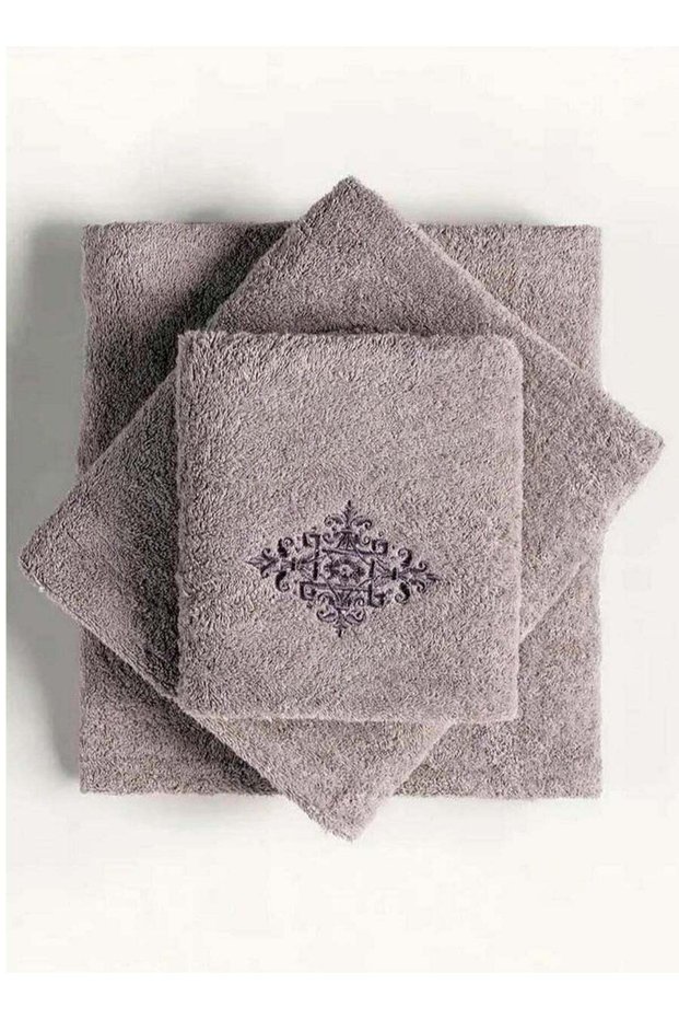 Crimson Combed 3 Pcs Embroidered Towel Set