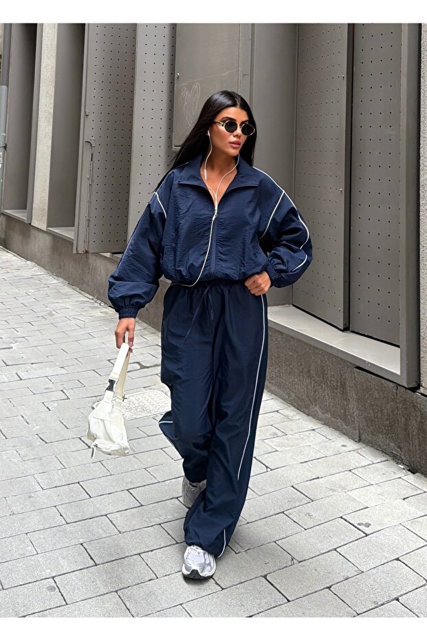Women's Zippered Wide Collar Sports Top and Bottom Set