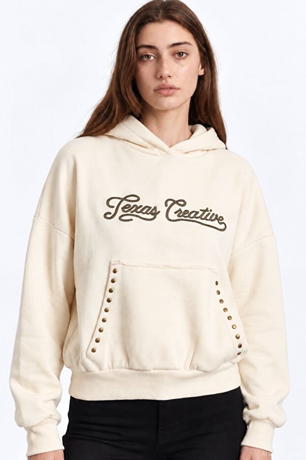 Embroidery Detailed Sweatshirt Cream