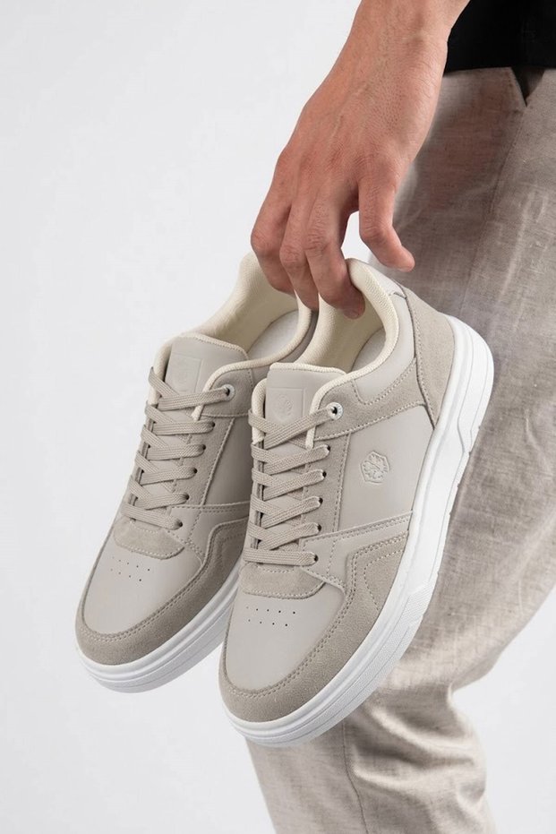 Men's Seasonal Skin Comfortable Sole Sports Shoes Daily School Anatomical Sole Men's Sneaker