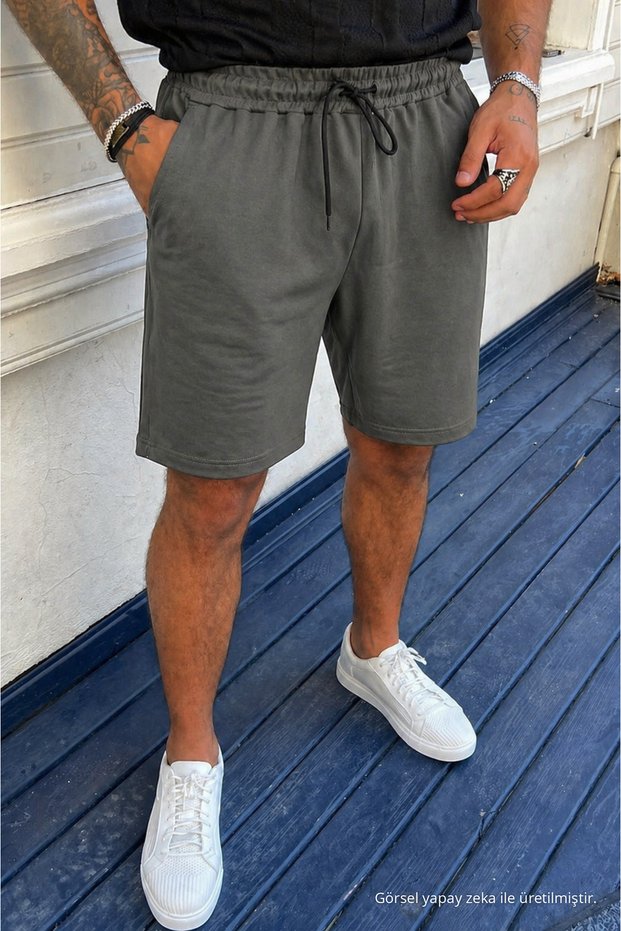 Men's Stylish Elastic Waist Loose Basic Khaki Shorts with Pockets